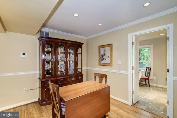 Alexandria, VA 22305,3817 BRIGHTON CT