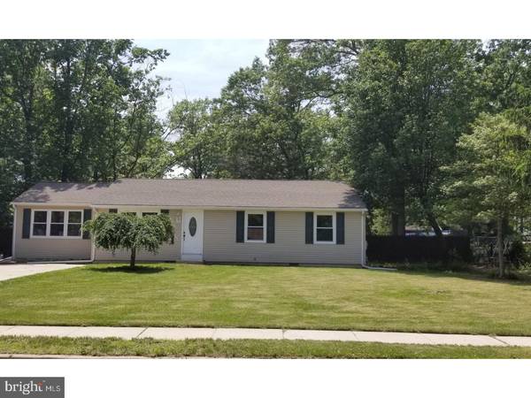 4 PIN OAK DR, Atco, NJ 08004