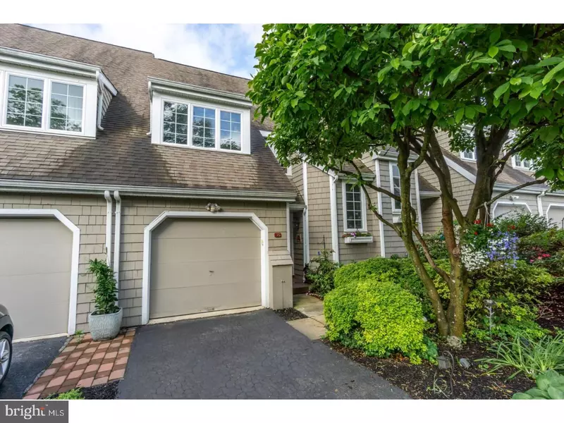 35 NEWPORT DR, Wayne, PA 19087