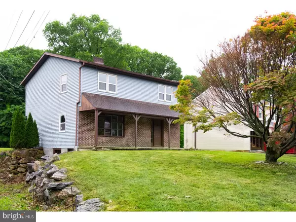 12 RANOR CT, Mount Penn, PA 19606