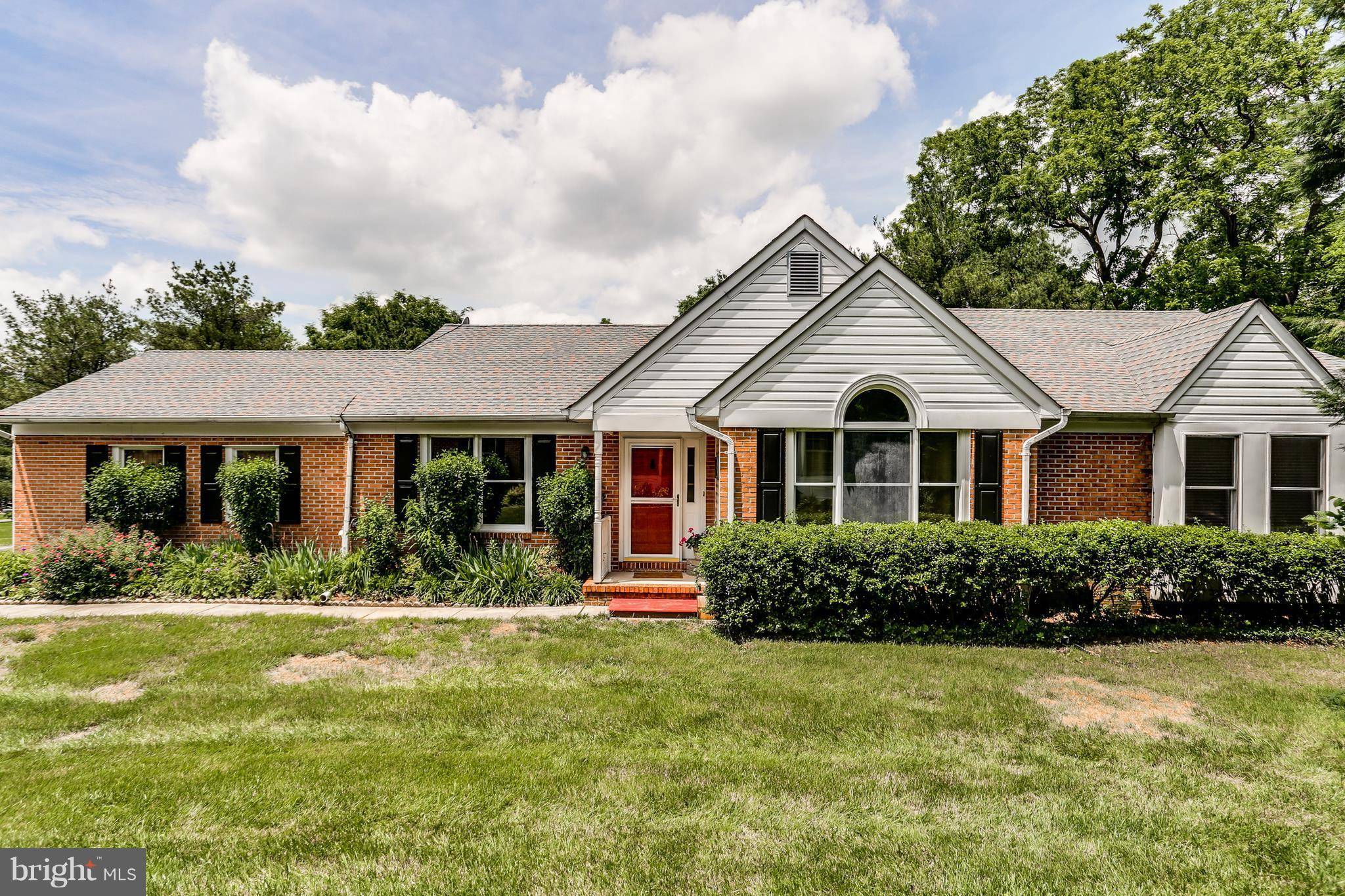 4833 LAUREN CT, Ellicott City, MD 21043