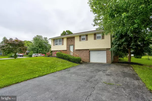 Lancaster, PA 17601,875 INDIAN SPRINGS DR