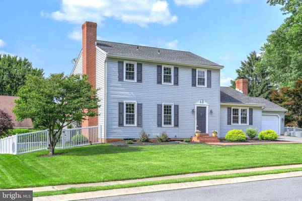 4175 STONE RUN DR, York, PA 17402