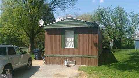 98 SHIPPENSBURG MOBILE EST, Shippensburg, PA 17257
