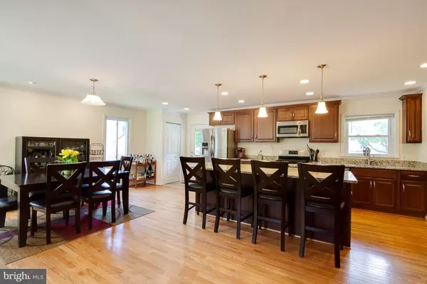 6408 HILLVIEW AVE, Alexandria, VA 22310