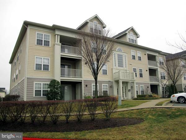 9060 GRACIOUS END CT #202, Columbia, MD 21046