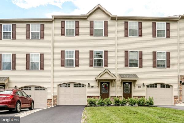 354 WEATHERSTONE DR, New Cumberland, PA 17070