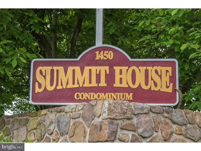 233 SUMMIT HOUSE, West Chester, PA 19382