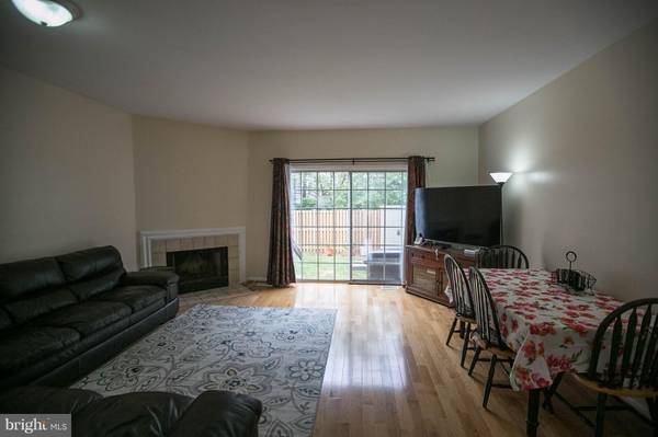 Herndon, VA 20171,13611 KRISTIN PL