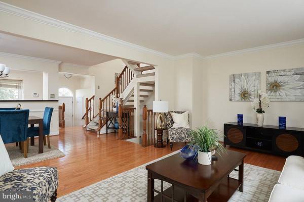 5101 BEAUREGARD ST, Alexandria, VA 22312