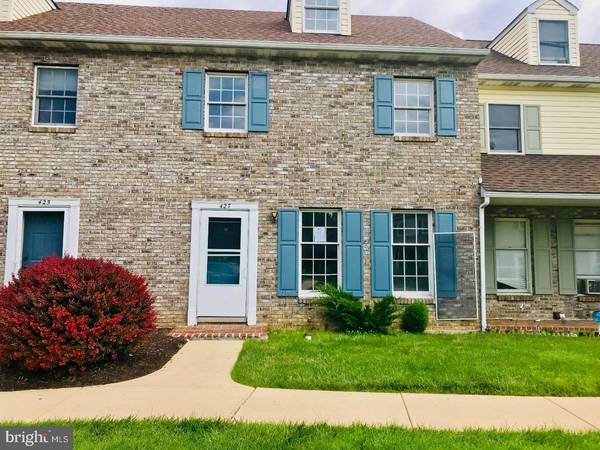 427 CAHILL CIR, Honey Brook, PA 19344