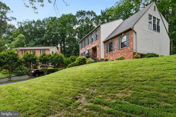 Reston, VA 20191,11502 PURPLE BEECH DR