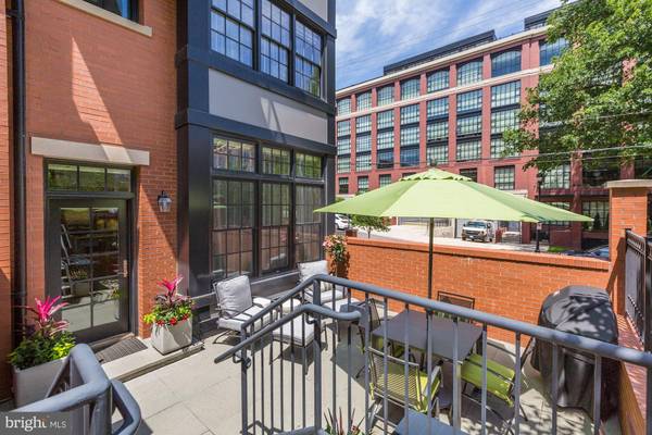 1700 CLARENDON BLVD #111, Arlington, VA 22209