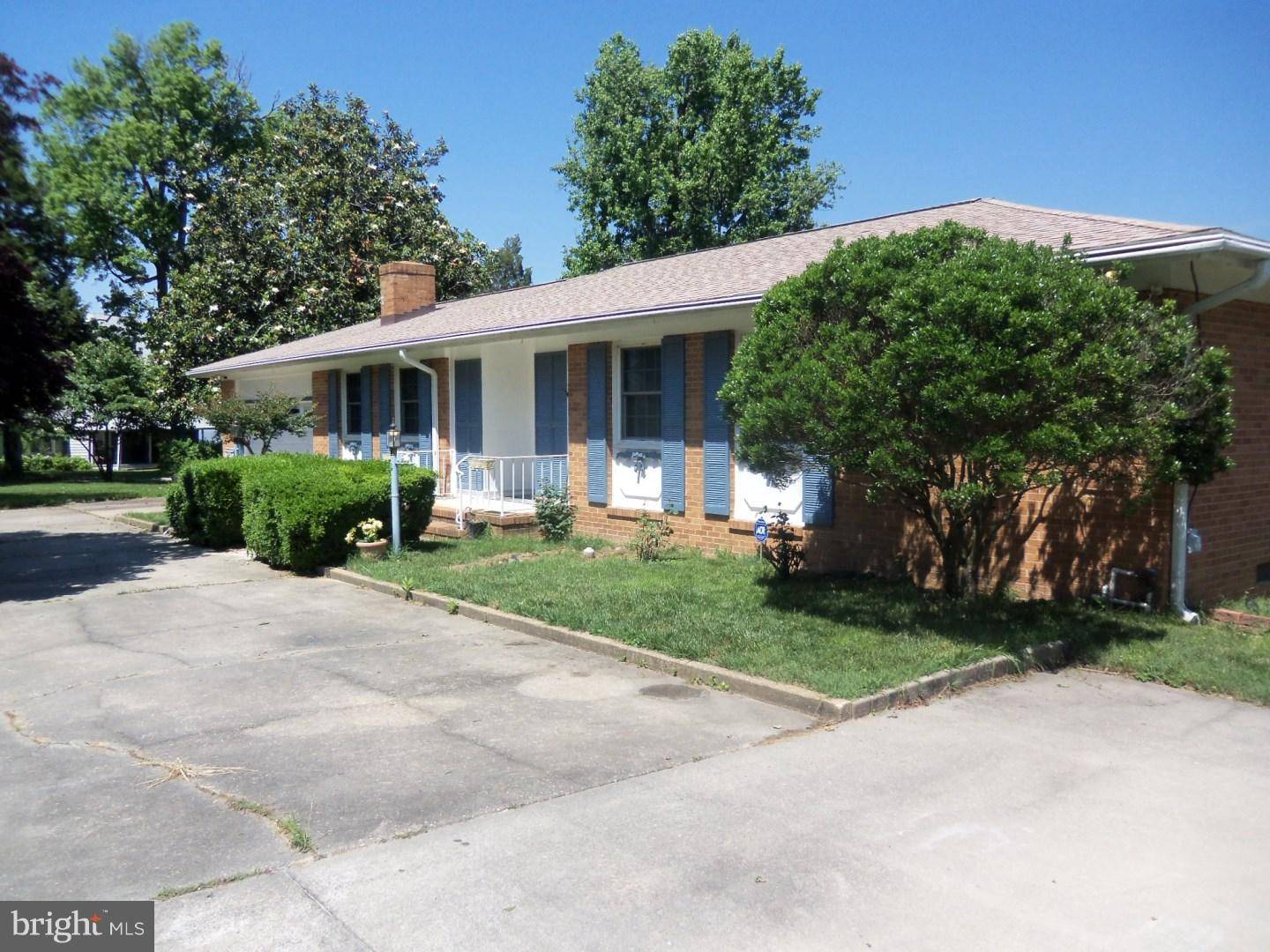 821 TAGGART ST, Colonial Beach, VA 22443
