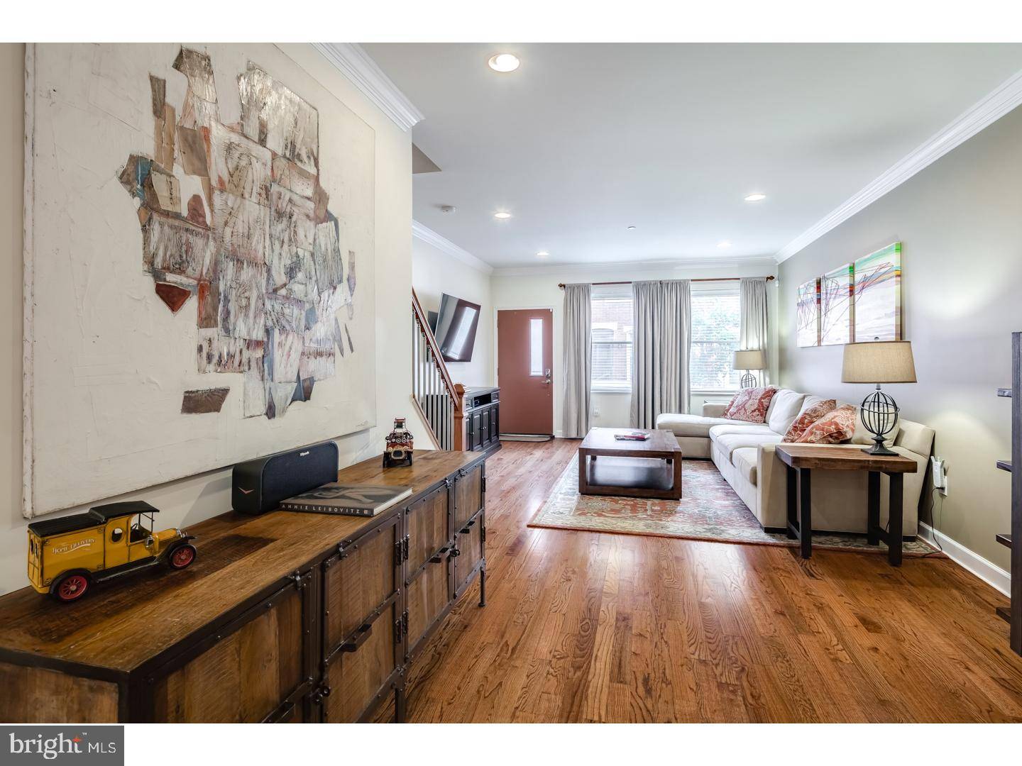 Philadelphia, PA 19130,1924 CAMBRIDGE ST