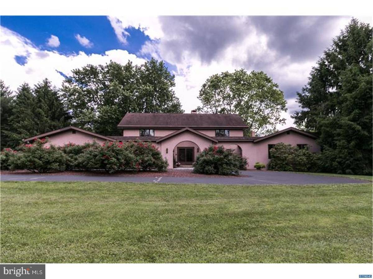 West Chester, PA 19382,917 ROUNDELAY LN