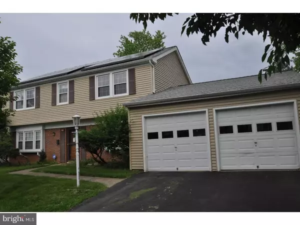 39 EDGEWATER LN, Willingboro, NJ 08046