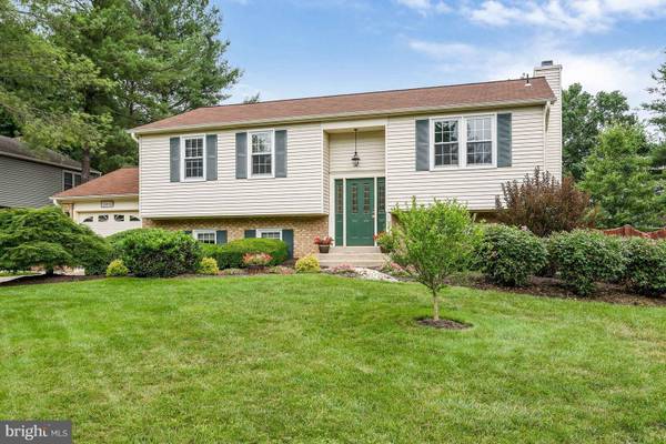 12802 LADY FAIRFAX CIR, Herndon, VA 20170