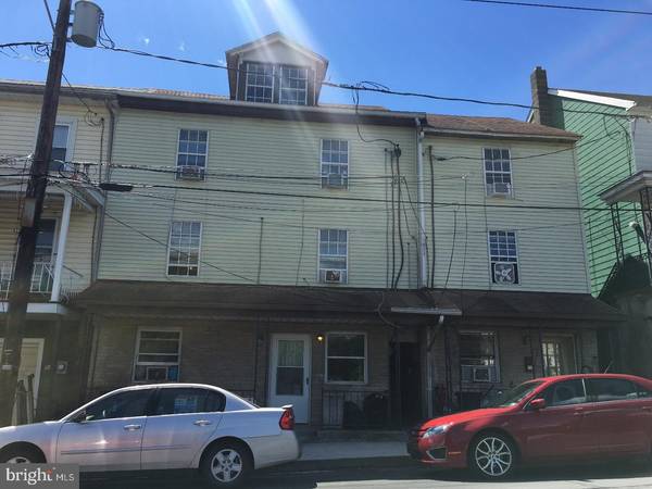 513-515 PINE HILL ST, Minersville, PA 17954