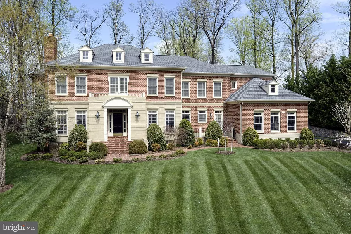 Mclean, VA 22102,7834 MONTVALE WAY