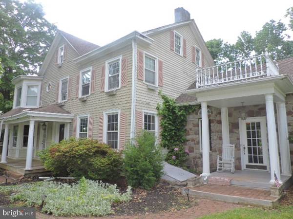 100 PLEASANT VALLEY RD, Hopewell, NJ 08560