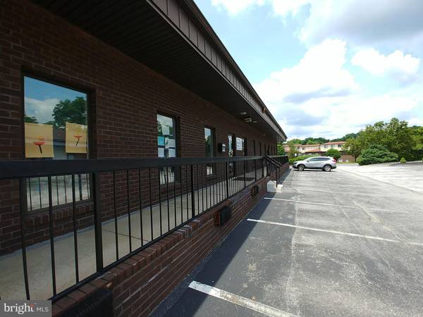 3220 CORPORATE CT #A, Ellicott City, MD 21042