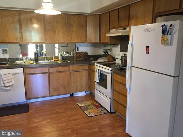 Lindenwold, NJ 08021,71 COLONIAL SQ