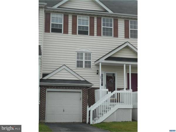 17 W KYLA MARIE DR, Newark, DE 19702