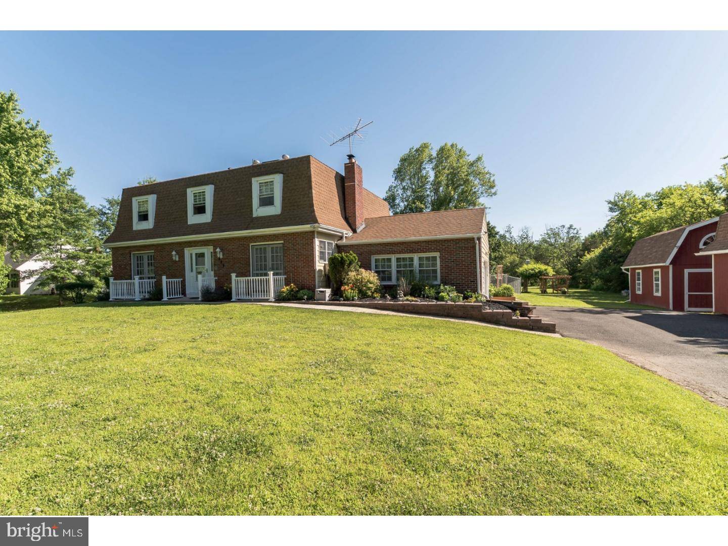 889 RIDGE RD, Telford, PA 18969