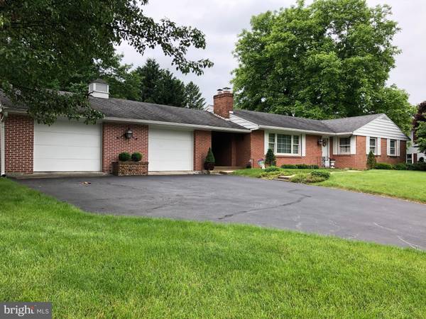 494 FALLING SPRING RD, Chambersburg, PA 17202