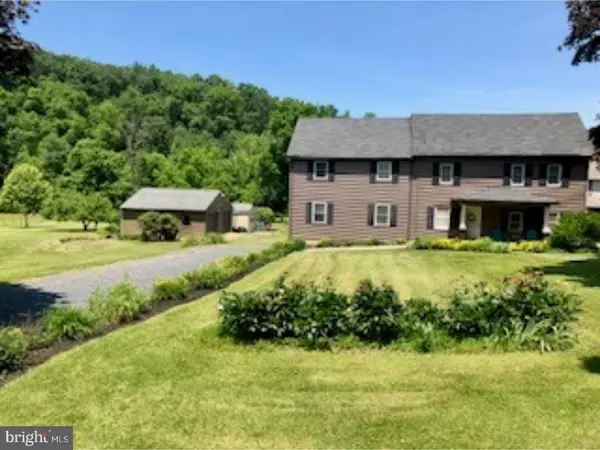 247 MEADOW DR, Auburn, PA 17922