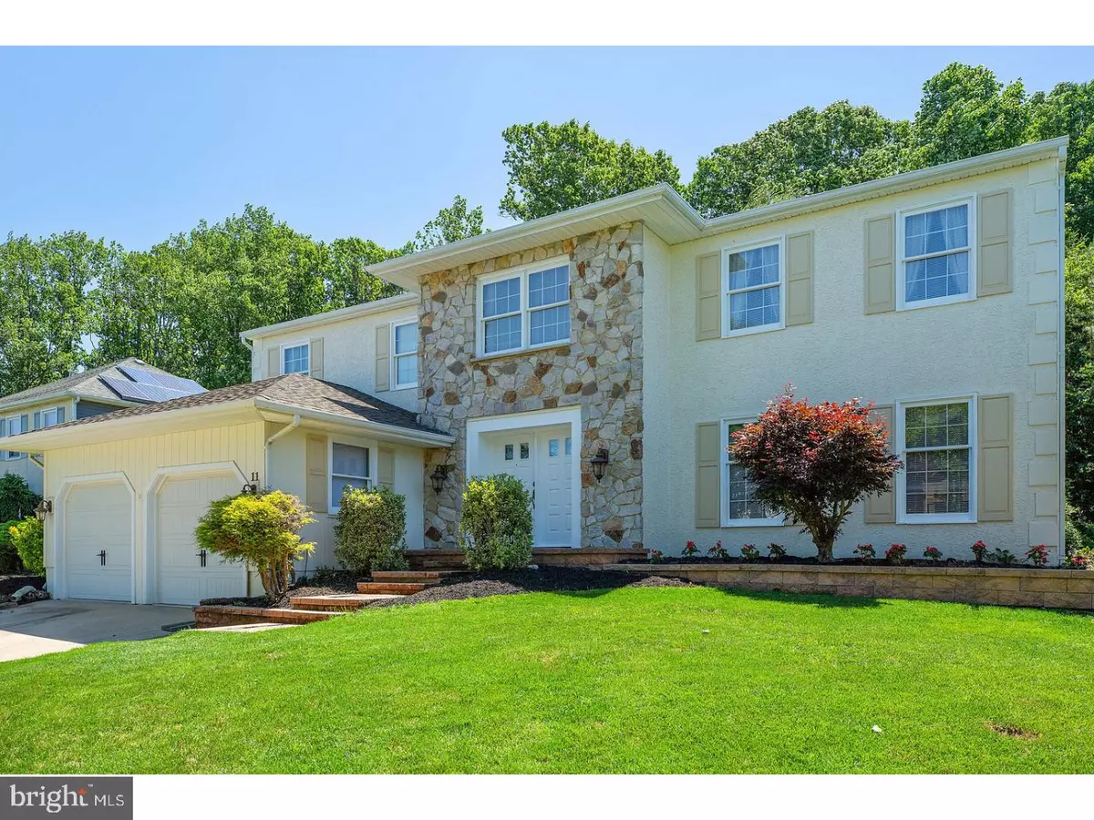 Sewell, NJ 08080,11 KNOLL CT