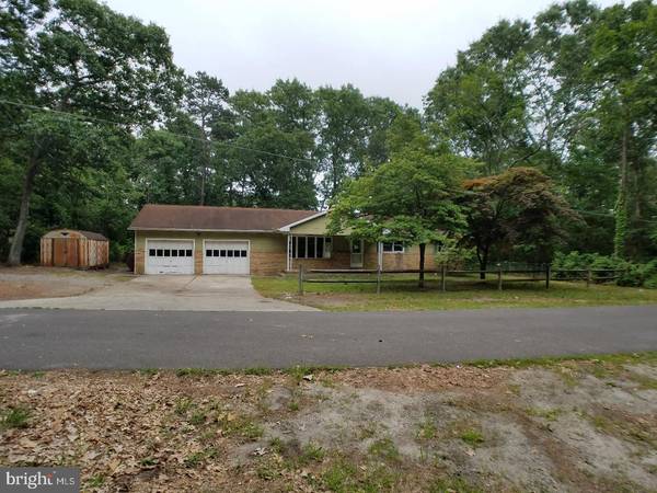 16 GROVE AVE, Pemberton Twp, NJ 08015