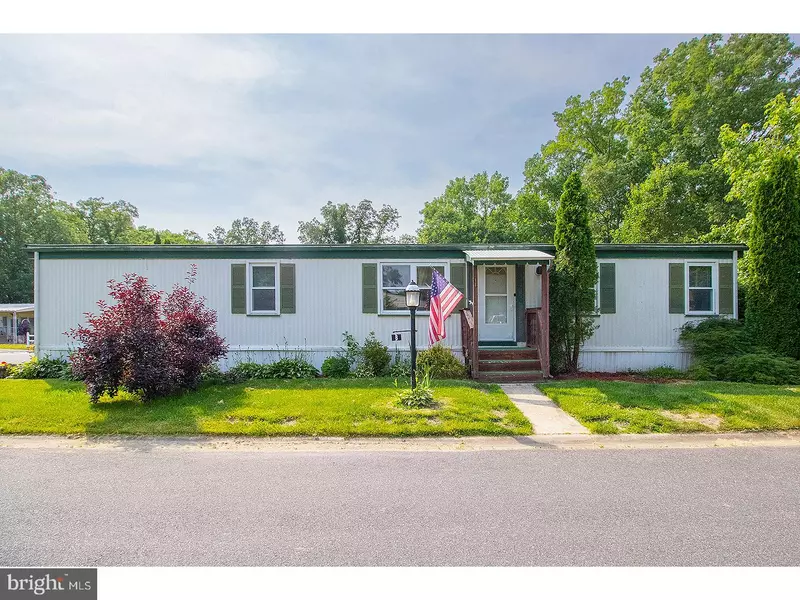 8 FERNWOOD, Elmer, NJ 08318