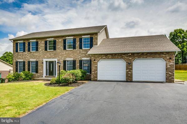 1038 WOODRIDGE RD, Red Lion, PA 17356