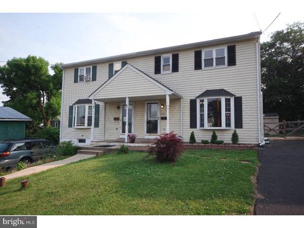 706 W CALLOWHILL ST, Perkasie, PA 18944