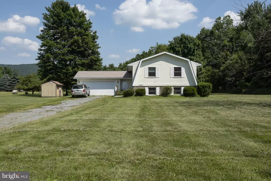 13223 SLEEPY CREEK LN, Smithsburg, MD 21783