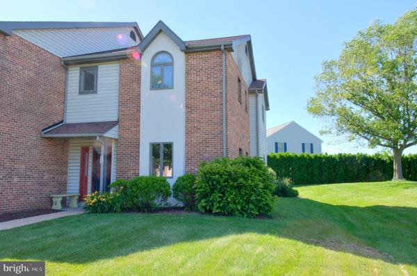 200 BLACK OAK DR, Lancaster, PA 17602