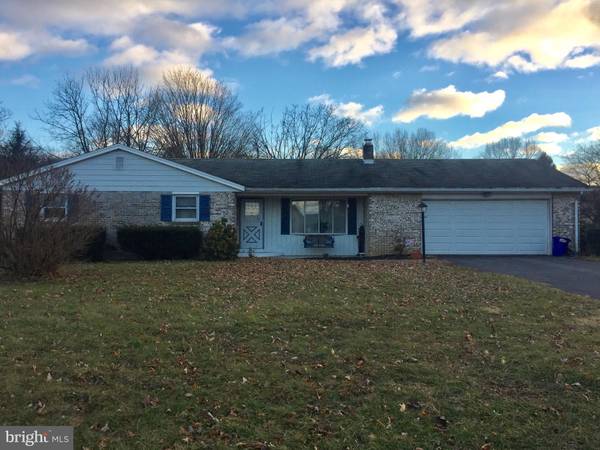 518 THORNWOOD LN, Carlisle, PA 17013