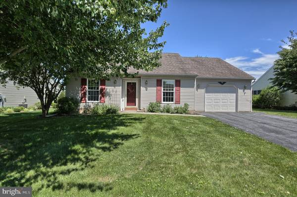 18 BOWER DR, Myerstown, PA 17067