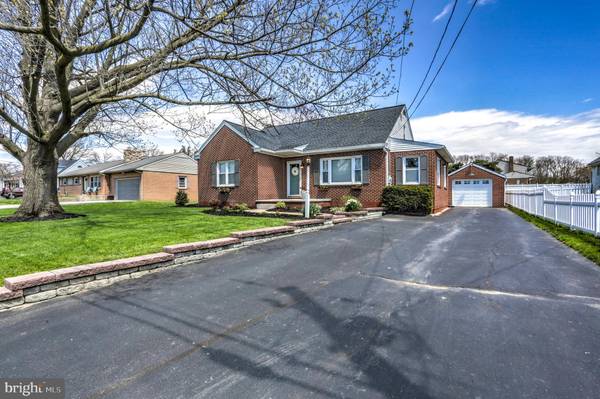 Lancaster, PA 17602,117 OAKVIEW RD