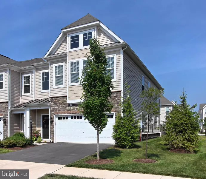 42312 BENFOLD SQ, Ashburn, VA 20148