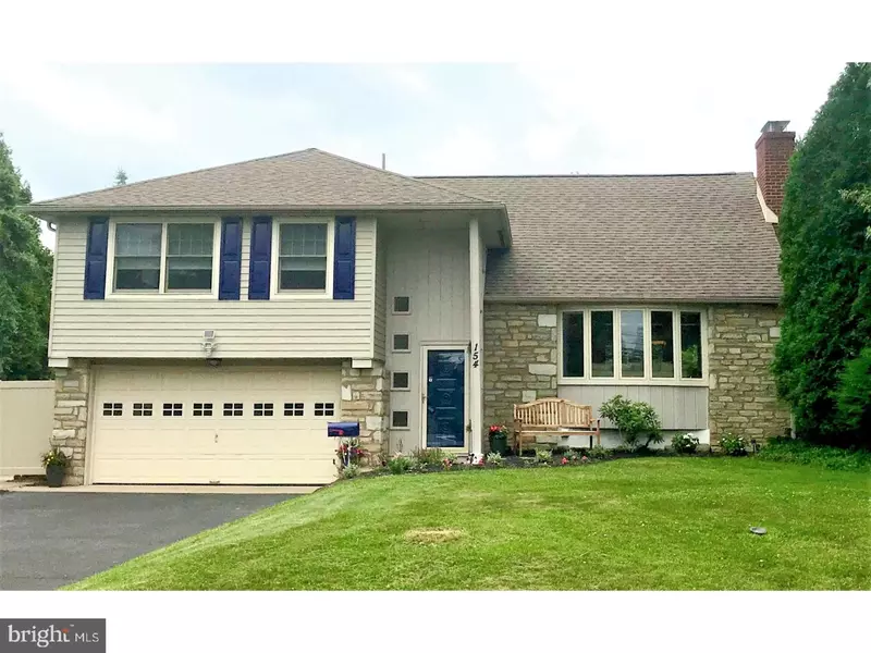 154 DOLINGTON RD, Yardley, PA 19067