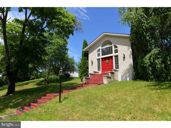 15 CLARRYAN ST, Tamaqua, PA 18252