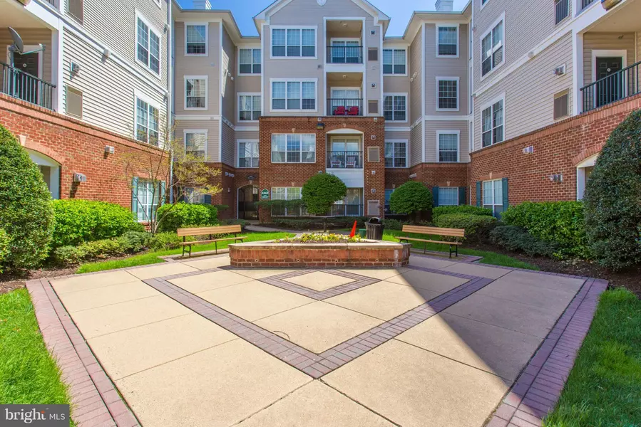 4860 EISENHOWER AVE #479, Alexandria, VA 22304