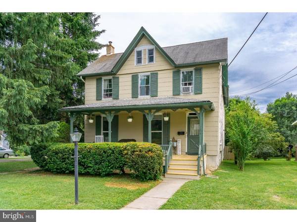 154 W EVERGREEN ST, West Grove, PA 19390