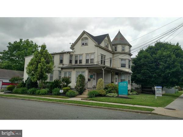 301 W BRIDGE ST, Morrisville, PA 19067