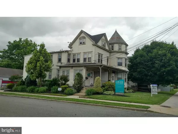 301 W BRIDGE ST, Morrisville, PA 19067