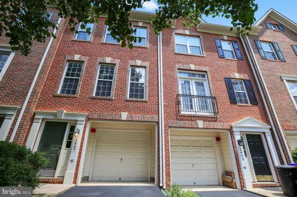 1447 SCOTT ST, Arlington, VA 22209