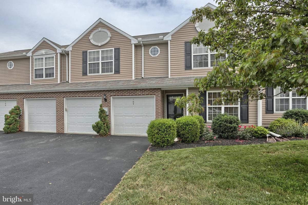 Hummelstown, PA 17036,104 PEREGRINE LN